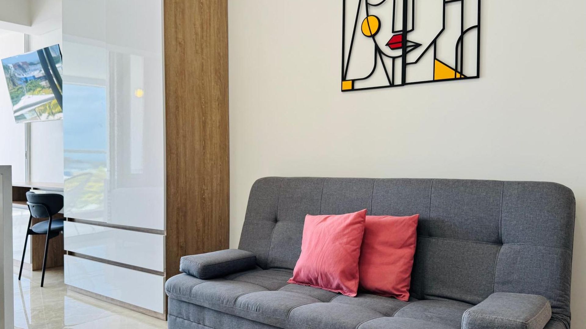 Amazing Loft - 2 Minutes From The Airport! Apartamento *