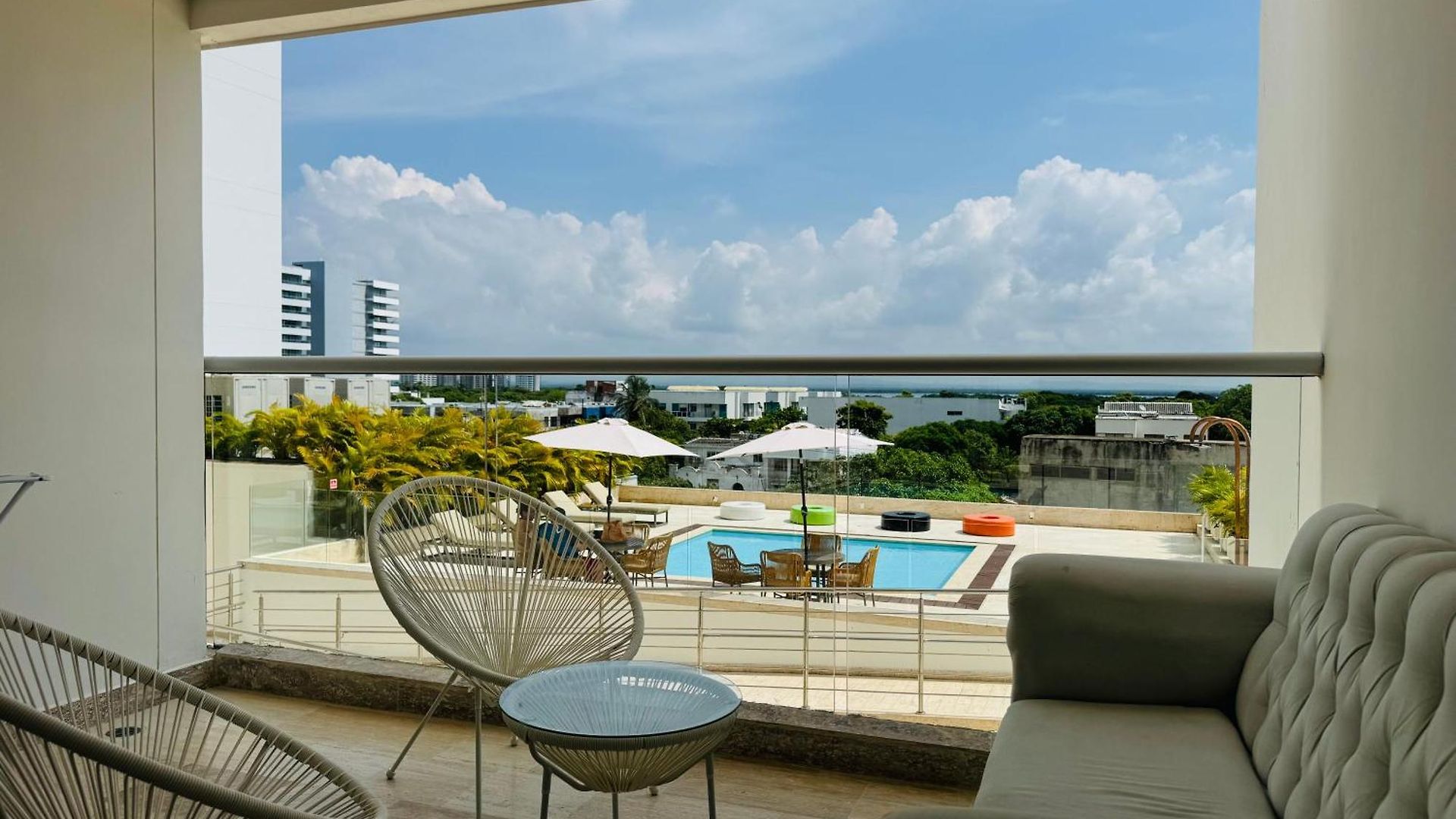 Apartamento Amazing Loft - 2 Minutes From The Airport!