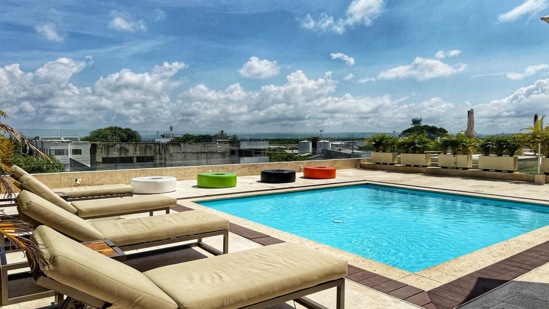 Amazing Loft - 2 Minutes From The Airport! Cartagena